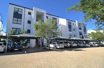 Apartment / Flat For Rent in De Velde, Somerset West